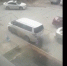 Мойка авто из ведра во дворе попала на видео в Бердске - Курьер.Среда.Бердск