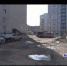 В одном из дворов Бердска пешеходная аллея превратилась в ухабистую проезжую дорогу - ТВК-плюс