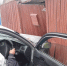 Не вписался в поворот «гонщик» на универсале и проломил ворота в Бердске - Svidetel24.Info