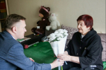 «Эта боль осталась навсегда»: глава Бердска накануне 9 Мая навестил узницу концлагеря Валентину Булденко