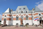 В Бердске отметили Преображение Господне: митрополит Варфоломей совершил литургию и посетил православную гимназию