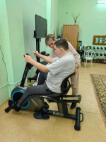 Шаг к здоровью и новым возможностям: благотворители обновили зал ЛФК в Бердском доме-интернате им.Калинина