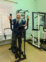 Шаг к здоровью и новым возможностям: благотворители обновили зал ЛФК в Бердском доме-интернате им.Калинина